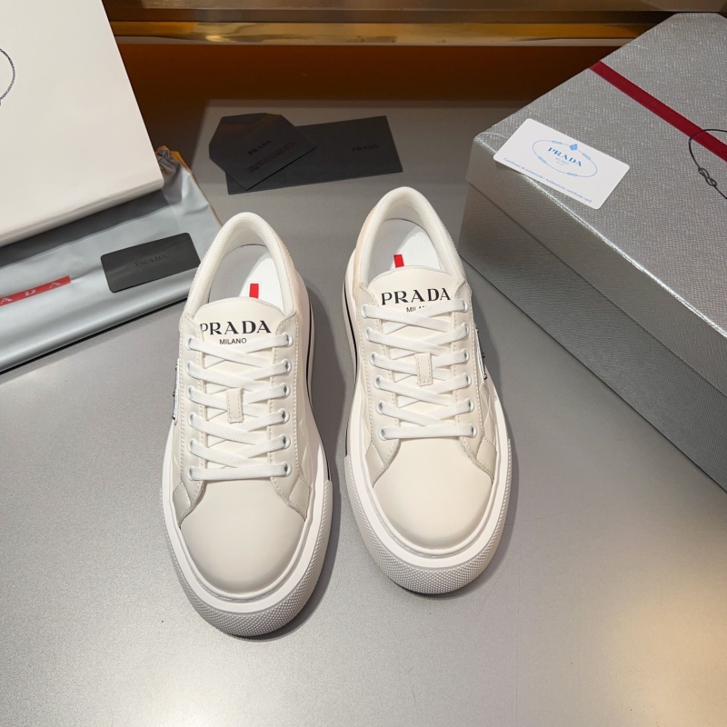 Pra*a sneakers